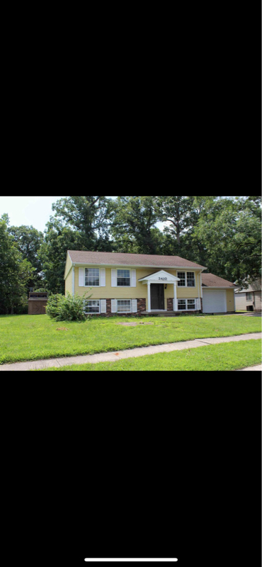 Primary Photo - 3410 Chaucer Dr