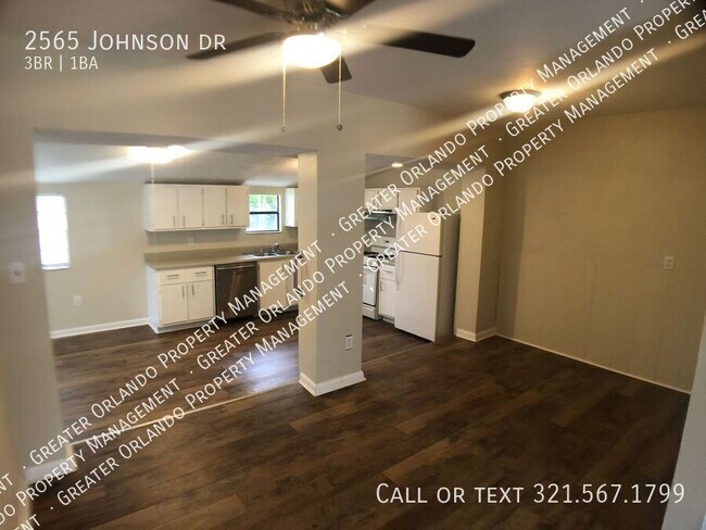 Foto del edificio - 2565 Johnson Dr