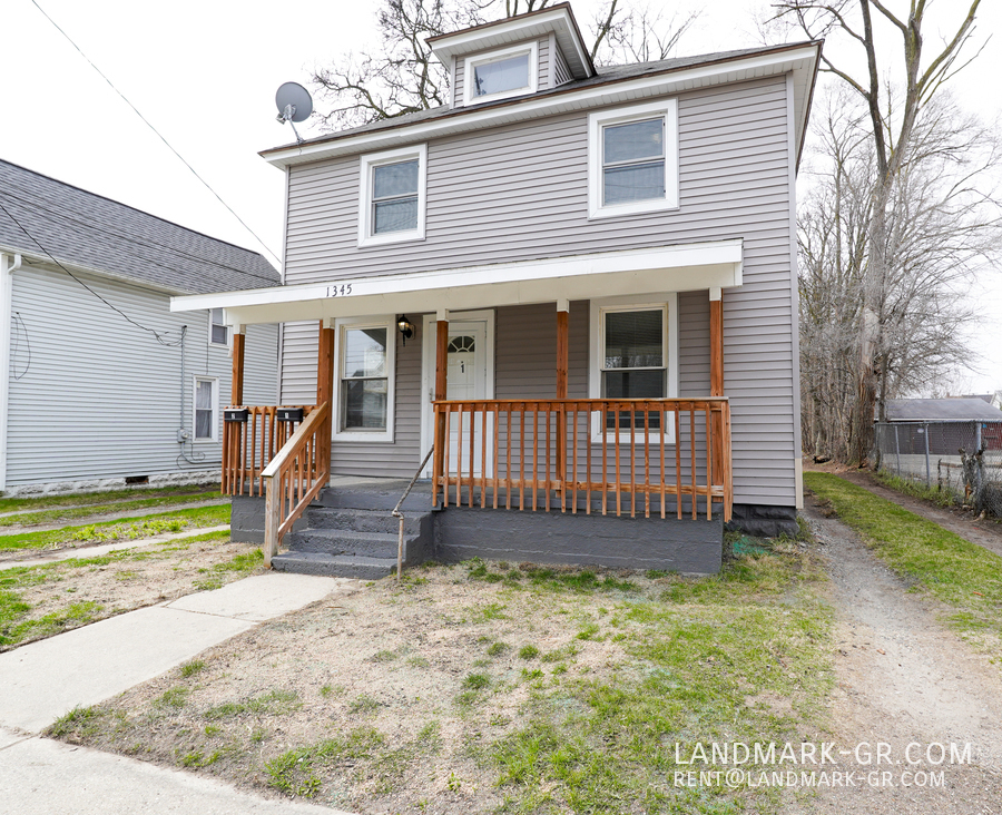 Foto principal - 1345 Alpine Ave NW