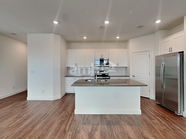 Foto del edificio - 9162 Liberty Cap Ct