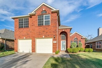 Building Photo - 1429 Wellesley Dr