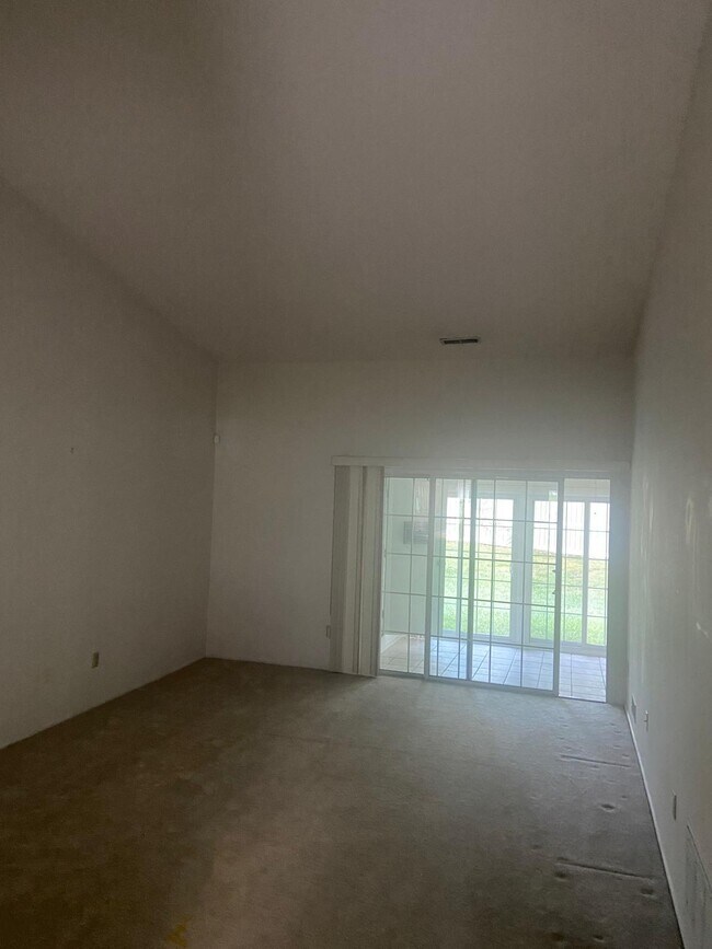 Foto del edificio - 1447 Thornwood Dr