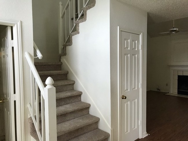 Building Photo - Beautiful, Large 2 Story in Cedar Hill