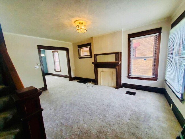 Living Room - new carpet, paint - 942 Studer Ave