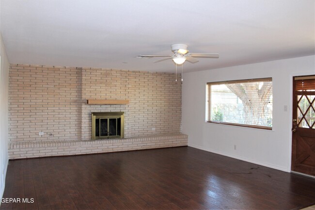 Building Photo - 9913 Trinidad Dr