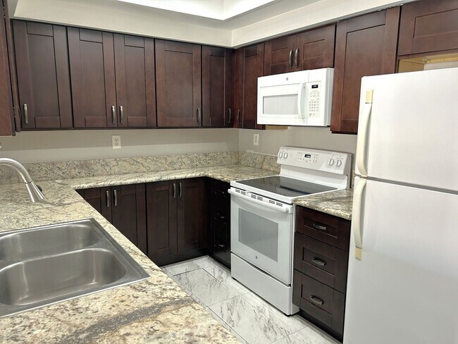Building Photo - COUNTRY MILE RD POMONA 91766 (2 BED / 2 BATH)