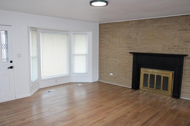 Foto del edificio - 4926 Haskell Ave
