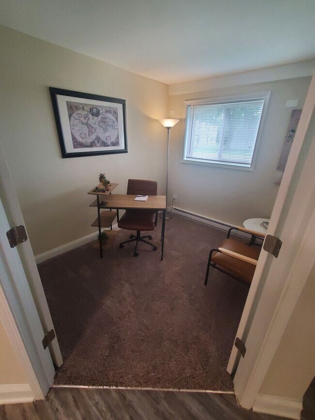 Interior Photo - Saratoga Apartments - STA