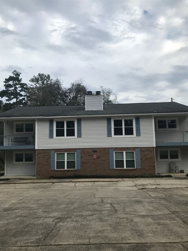 Building Photo - 1500 Pullen Rd