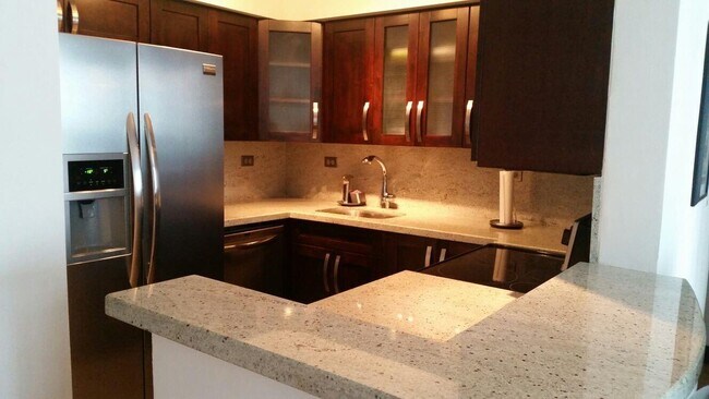 Foto del edificio - 1500 Bay Rd
