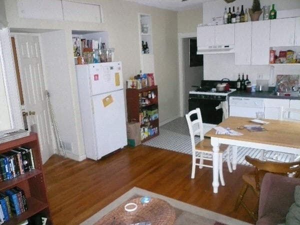 Primary Photo - 292 Summit Ave