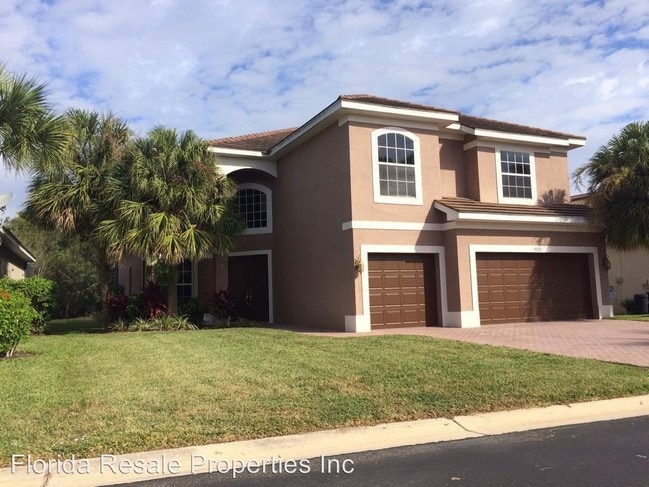 Building Photo - 9212 Estero River Cir