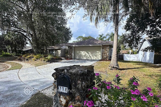 Building Photo - 714 Boysenberry Ct