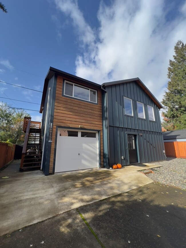 1 Bath Furnished Studio in Woodlawn! - 1 Bath Furnished Studio in Woodlawn! House