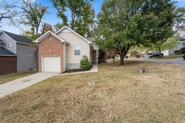 Building Photo - Coming Soon 3 bed 2 bath home available fo...