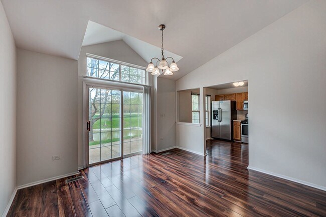 Building Photo - 2935 Rutland Cir