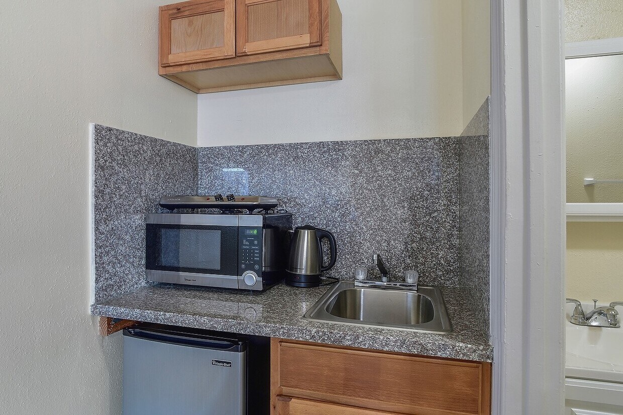 West Adams Studio Apartments Apartments in Los Angeles, CA Westside