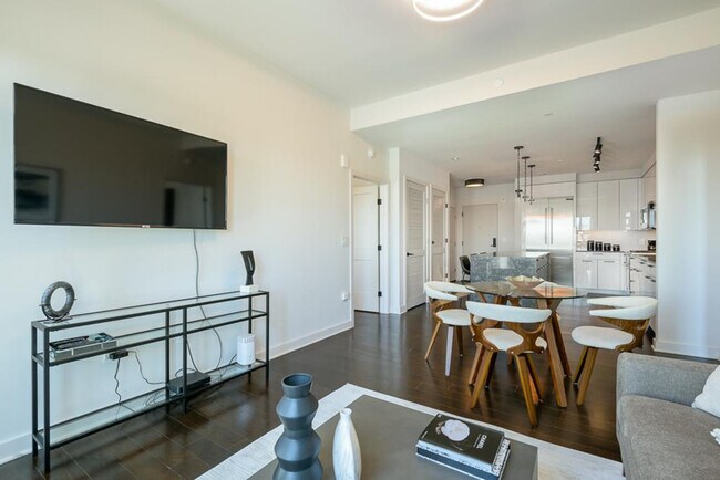 Foto del edificio - 70 N Street Southeast-SI FL11-ID1587686P