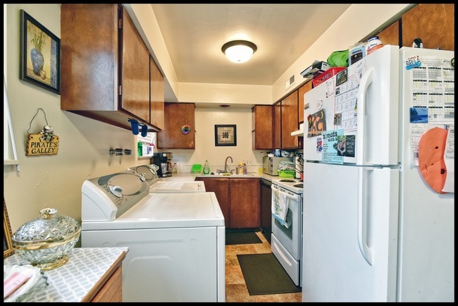 Building Photo - Bennett Arms Apartments