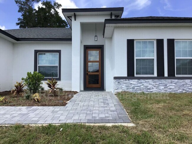 Foto del edificio - 4285 NW 1st Ct Rd