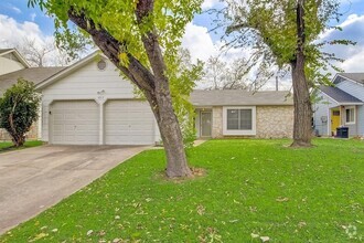 Building Photo - 9717 Meadowheath Dr