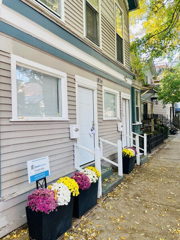 Primary Photo - 1834 N Bissell St
