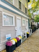 Building Photo - 1834 N Bissell St