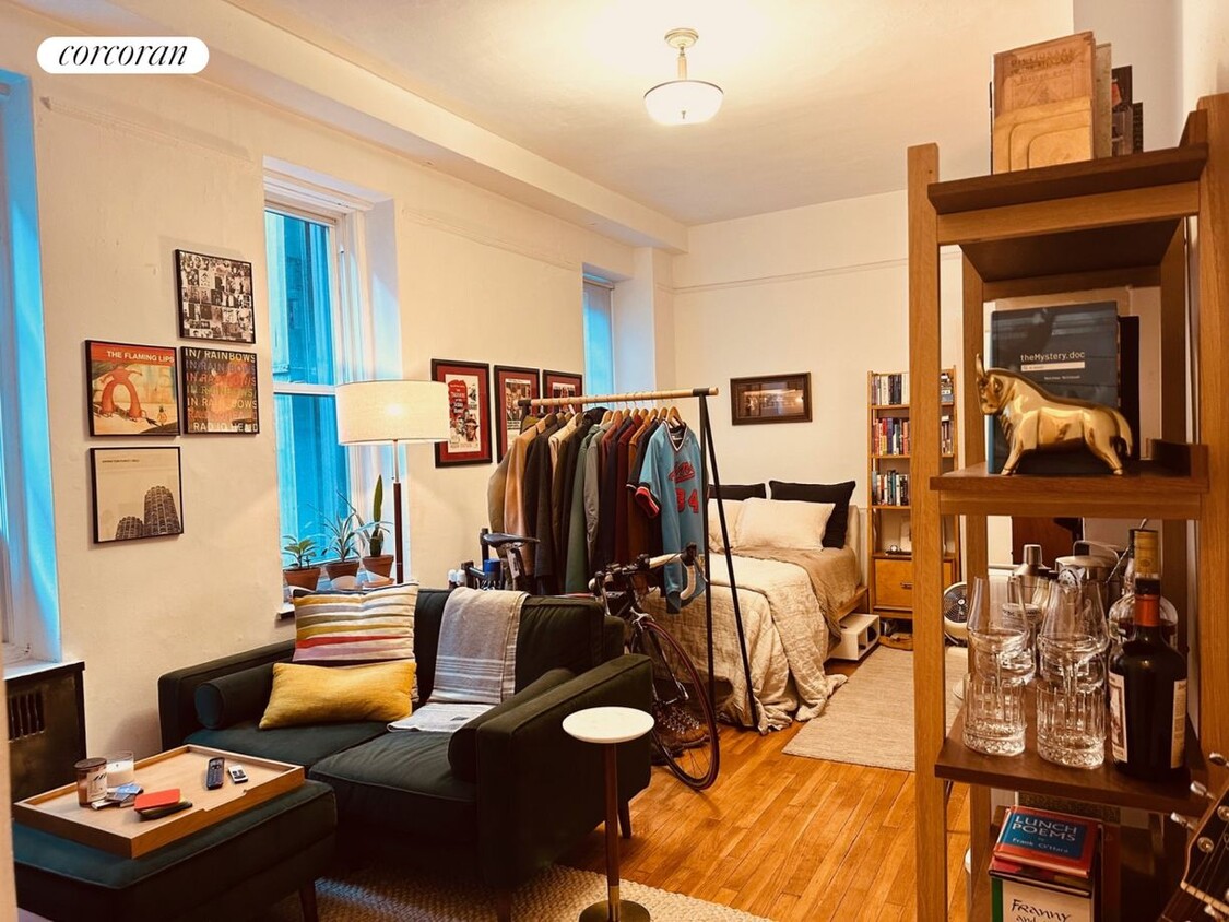 Primary Photo - 101 W 80th St