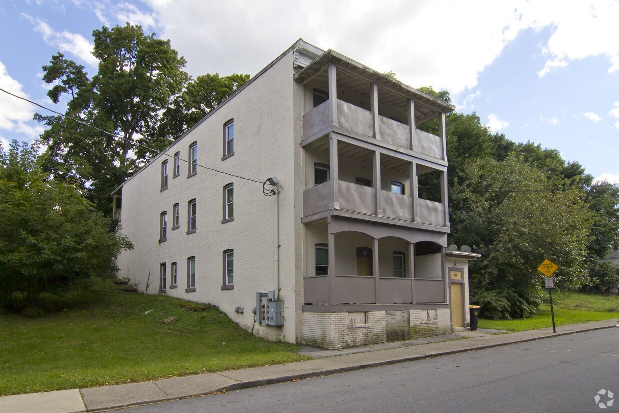 Foto del edificio - 97 N Bridge St