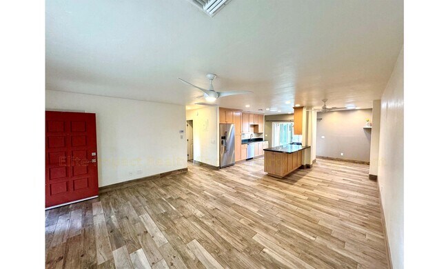 Building Photo - 3935 E Timrod St