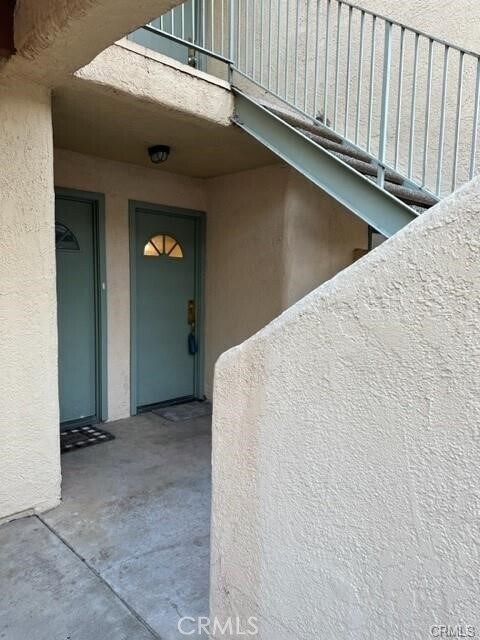 Building Photo - 1400 W Edgehill Rd