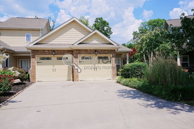 Foto del edificio - 5410 Mandarin Cir