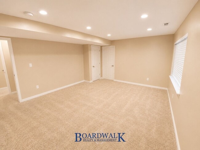 Building Photo - 12542 S 300 E