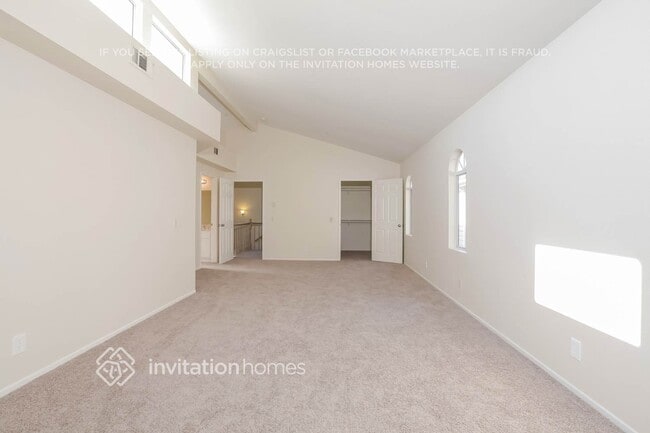 Building Photo - 9324 Burnet Ave