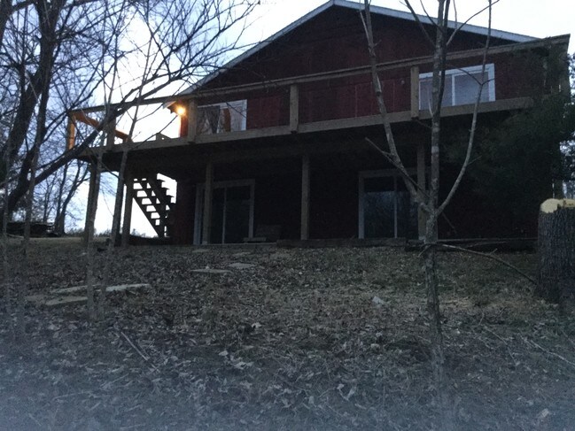 Building Photo - 6456 S Farm Rd 141