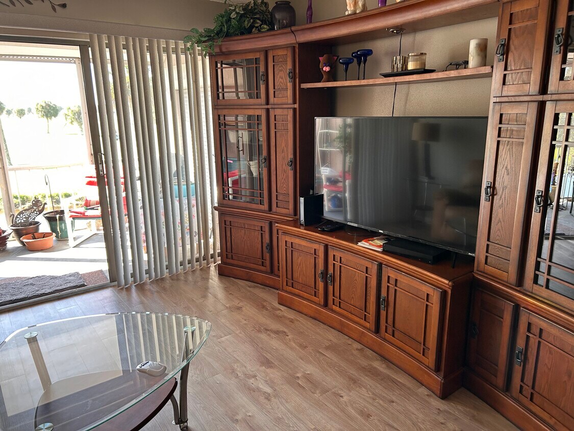 Foto principal - 2727 N Wickham Rd