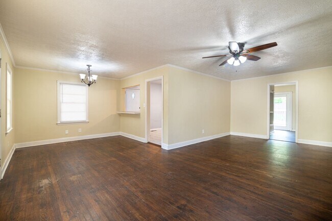Foto del edificio - Conveniently located Midtown home - near h...
