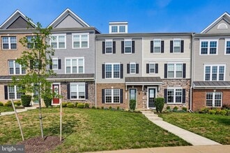 Building Photo - 6310 Berkley Bridge Pl