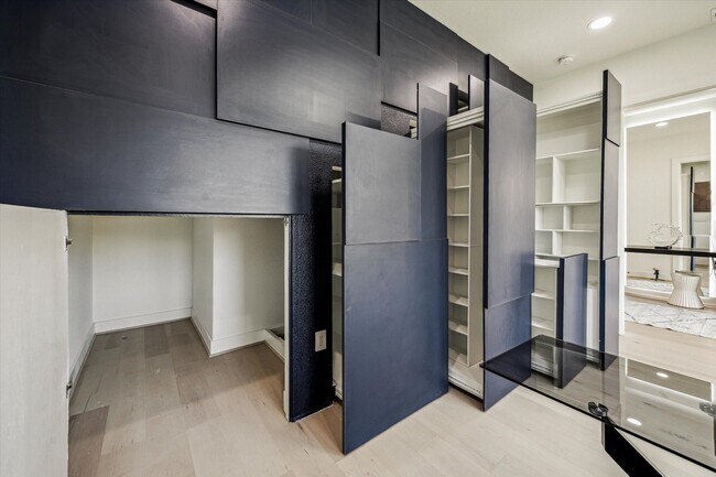 Foto del edificio - 709 Moody St
