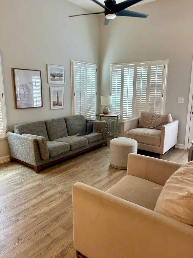 4016 Opal Dr, Hendersonville, TN 37075 Townhome Rentals in