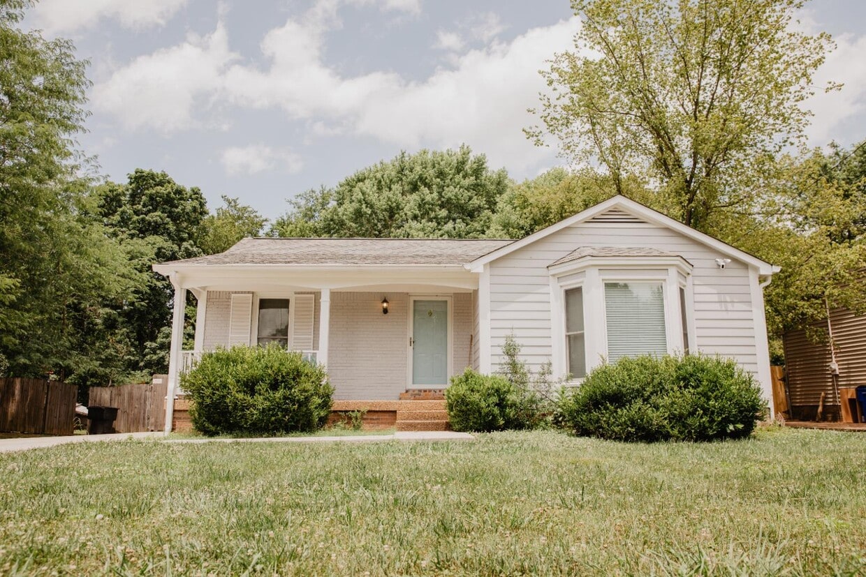 Photo - 1004 Beech Bend Dr