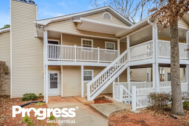 Building Photo - 108 Augusta Dr