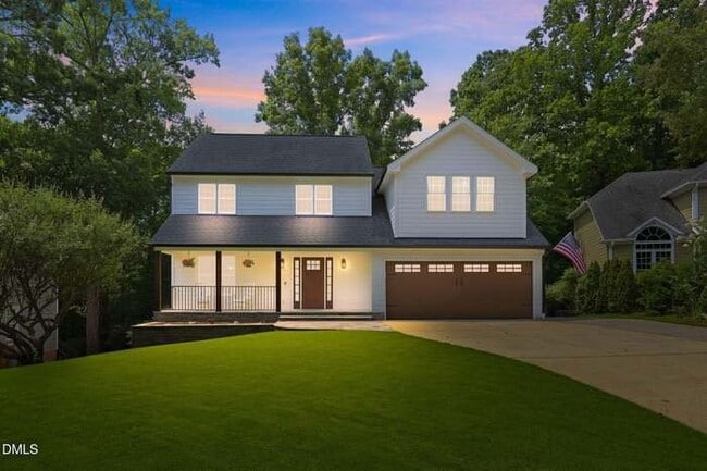 Building Photo - 112 Waterfall Ct