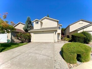 Building Photo - 38828 Stonington Terrace