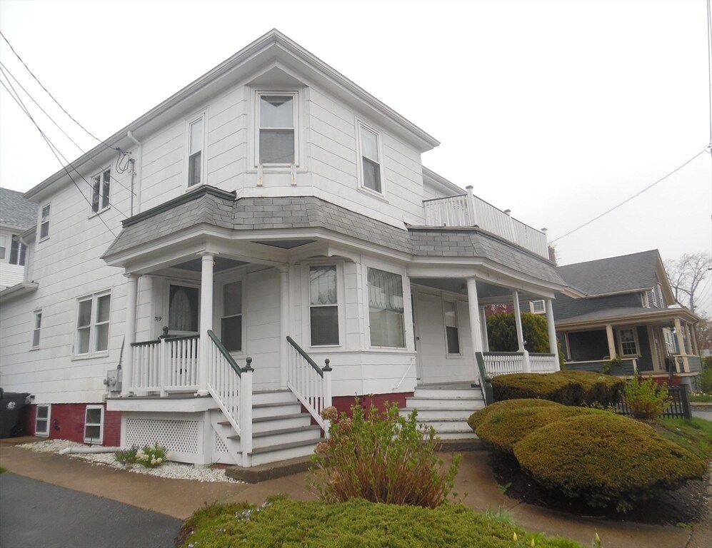 Foto principal - 319 Main St