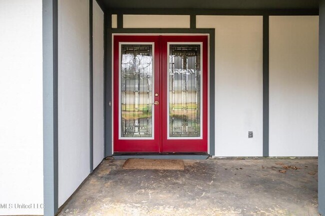 Foto del edificio - 1011 Mcdale Ln