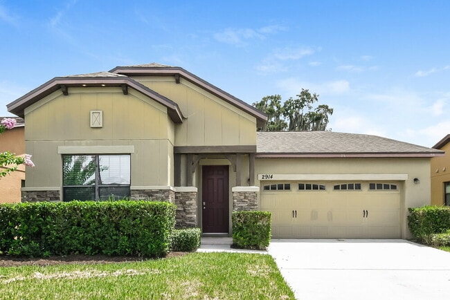 Building Photo - 2914 Vista Ct