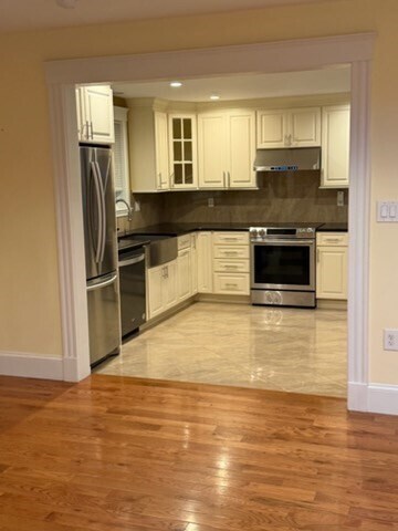 Foto del edificio - 633 Saw Mill Brook Pkwy
