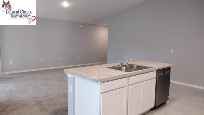 Building Photo - 3107 35th St W