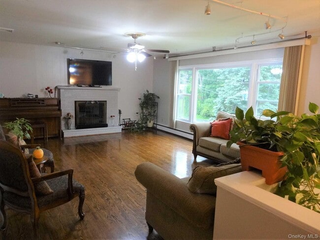 Foto del edificio - 23 Pasture Ln